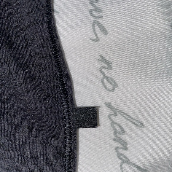 Lululemon workout top - Picture 2 of 2